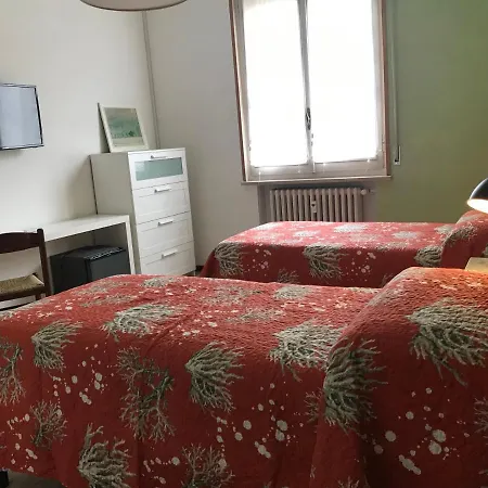 Ospedale Maggiore Гостьовий будинок Парма